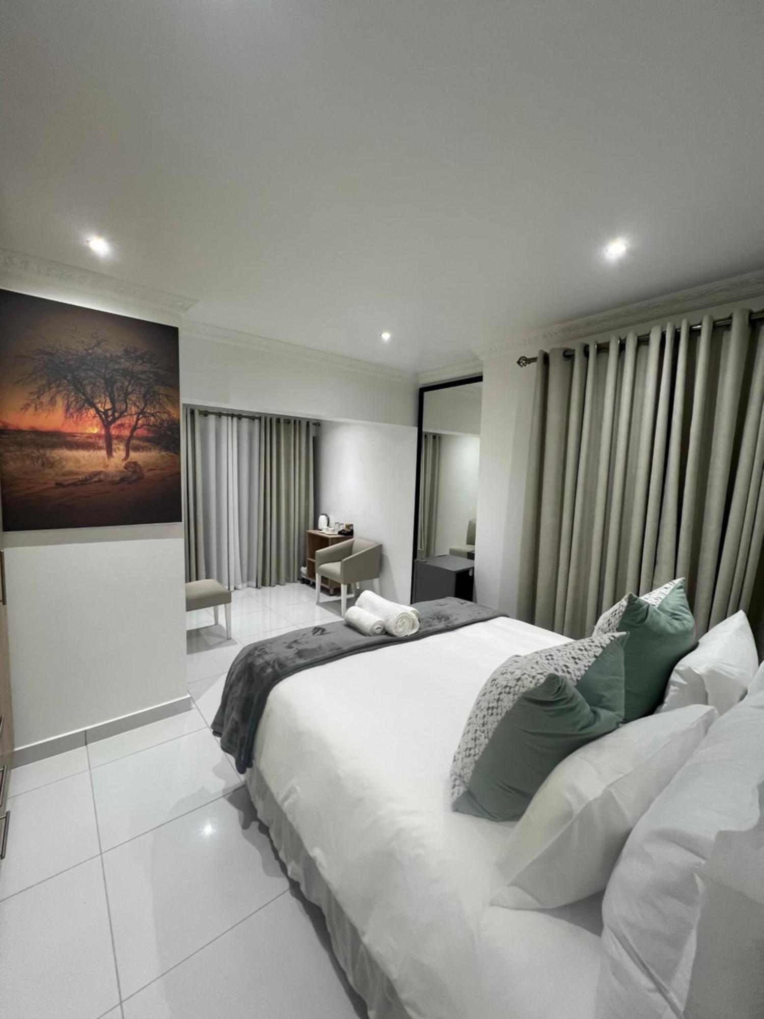 Elilo Bed And Breakfast Уолфиш-Бей Экстерьер фото