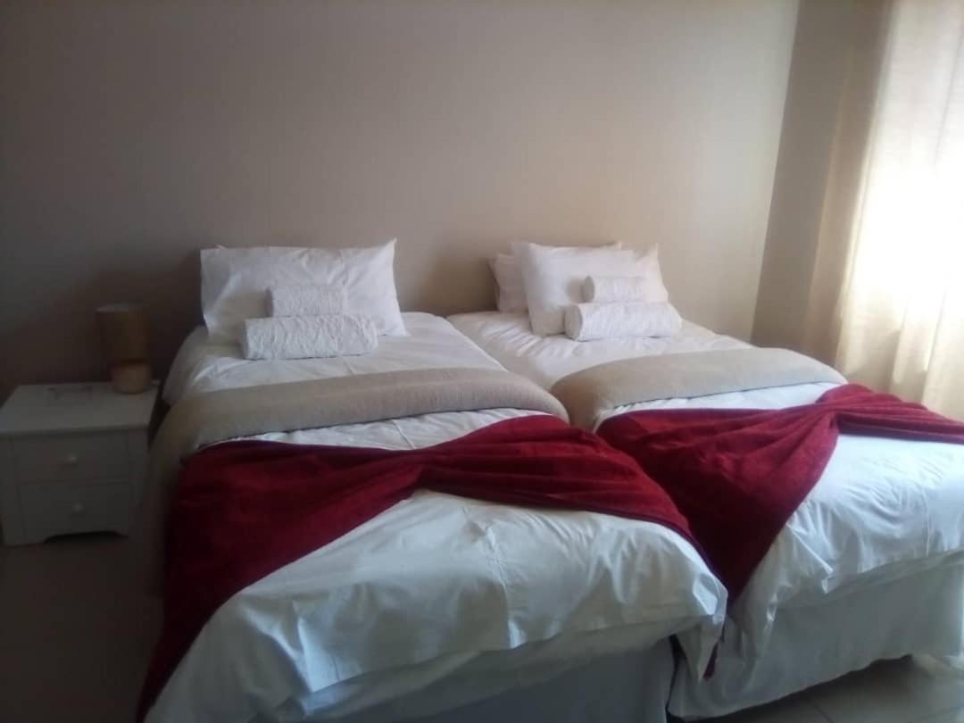 Elilo Bed And Breakfast Уолфиш-Бей Экстерьер фото