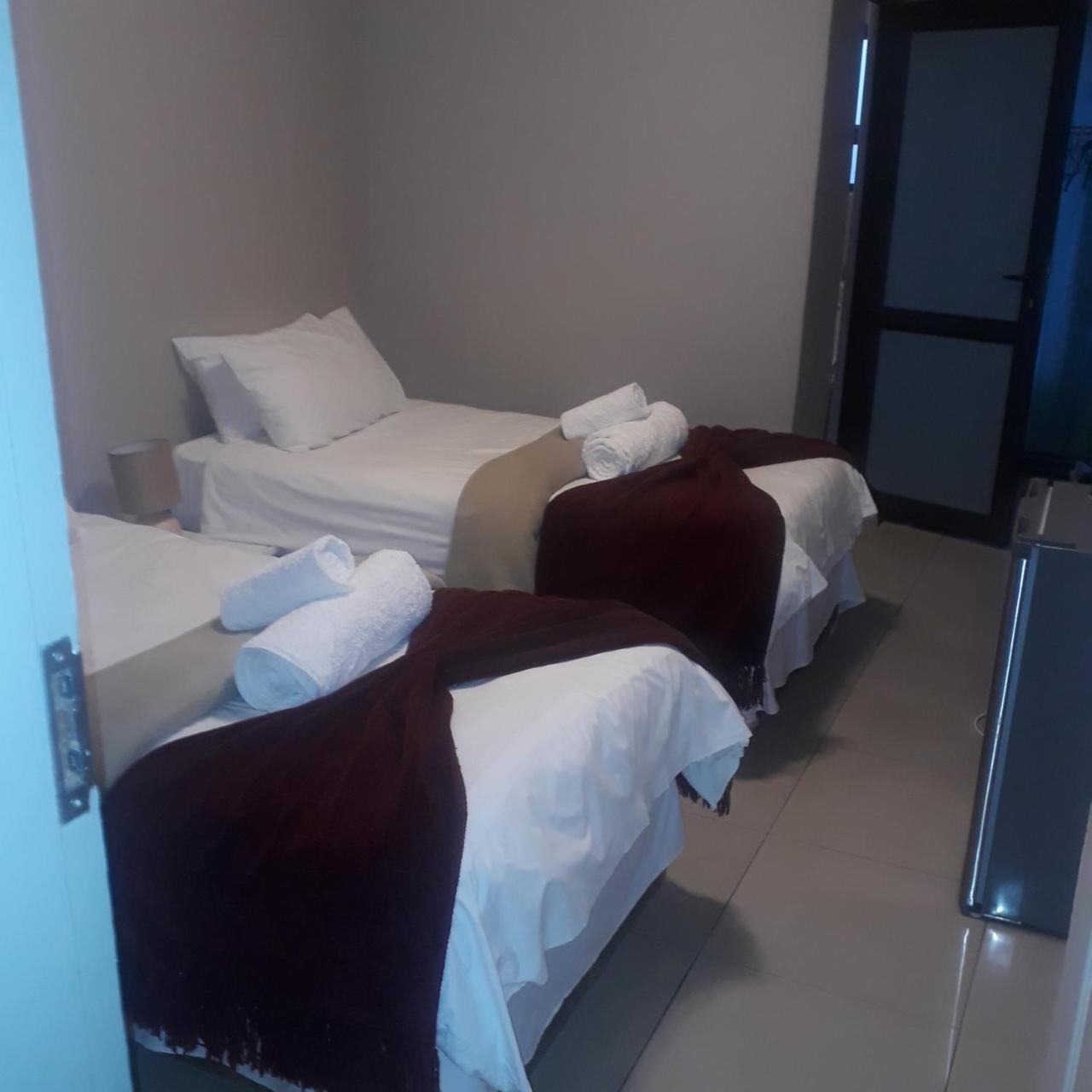 Elilo Bed And Breakfast Уолфиш-Бей Экстерьер фото
